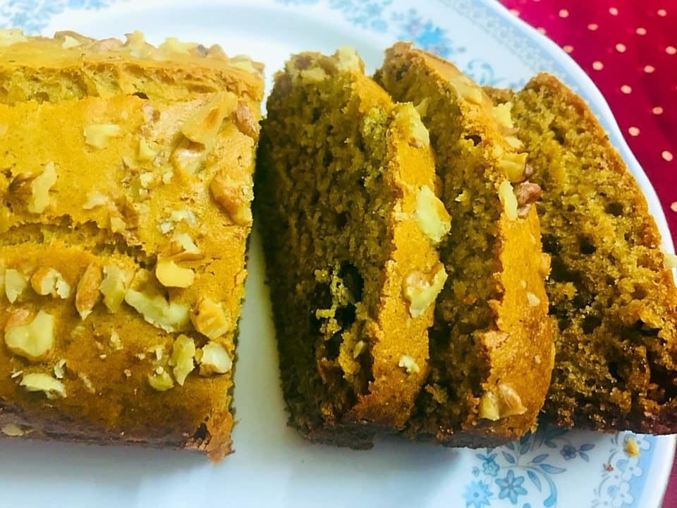 Whole Wheat Banana Walnut Cake