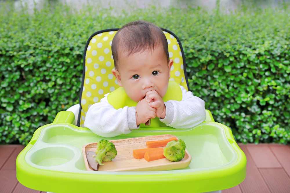 baby-led weaning Meaning