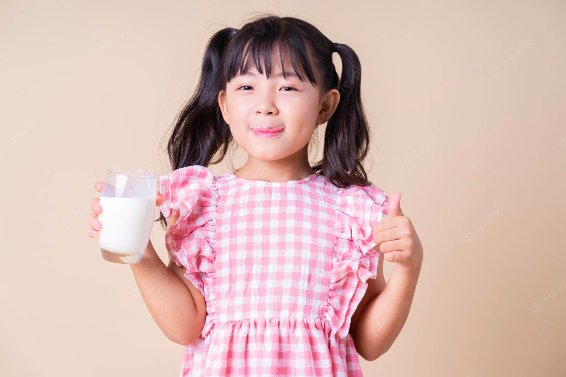 how-many-glasses-of-milk-should-a-kid-drink-dr-dad