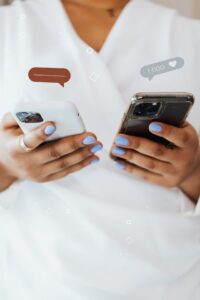 Addicted to Cellphones